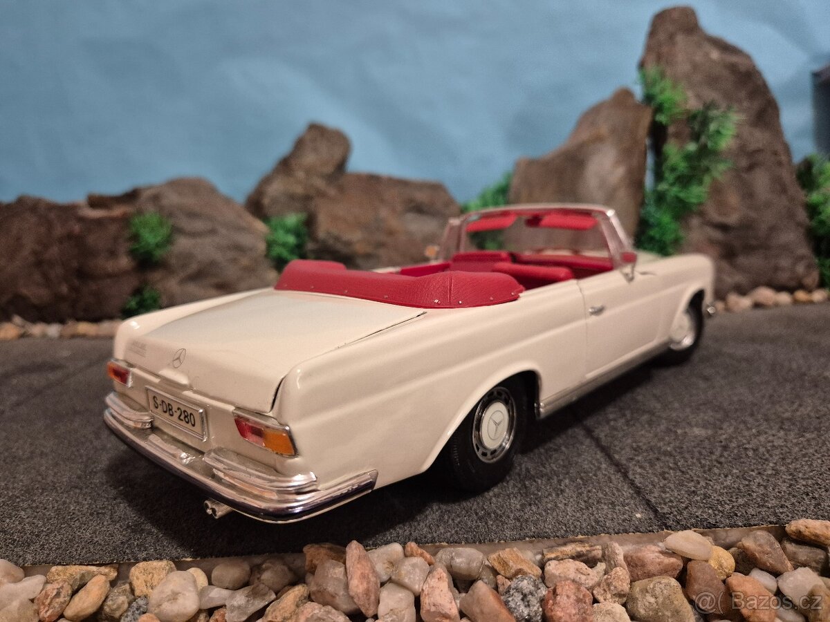 Prodám model 1:18 Mercedes Benz 280SE - 4