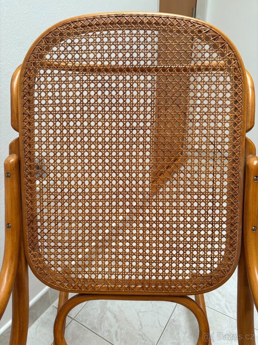 Houpací křeslo TON - 4