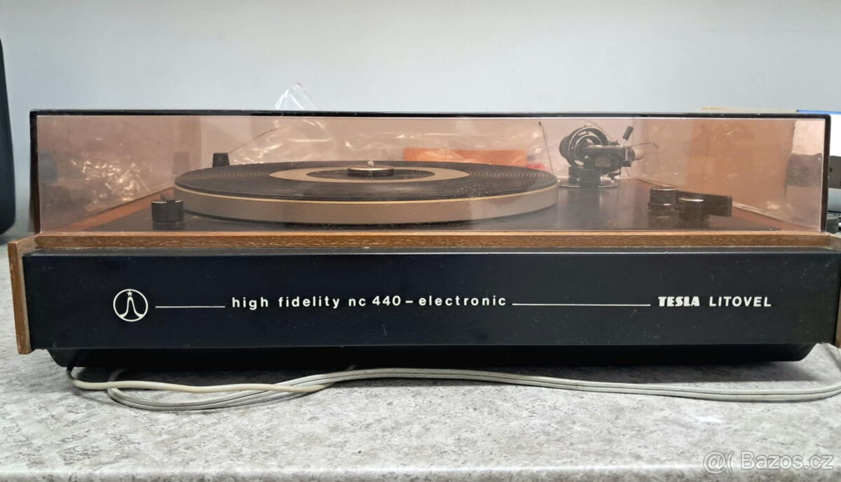 Gramofon Tesla Litovel nc 440 electronic - 4