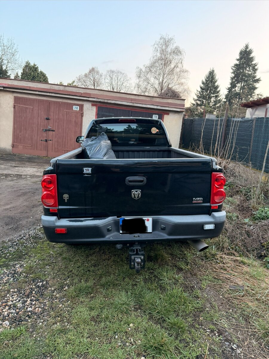 Dodge Dakota - 4