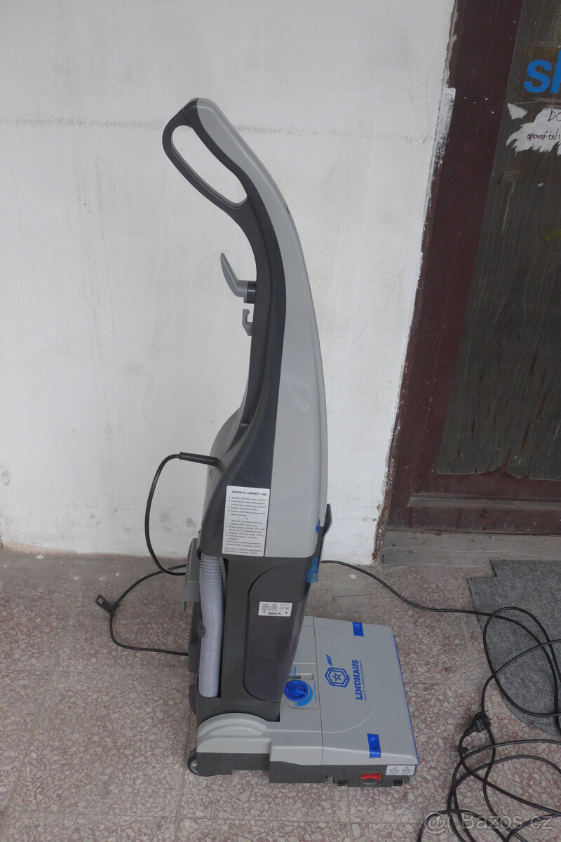 Podlahový Micí Čistící Stroj LINHAUS LW30 - 4