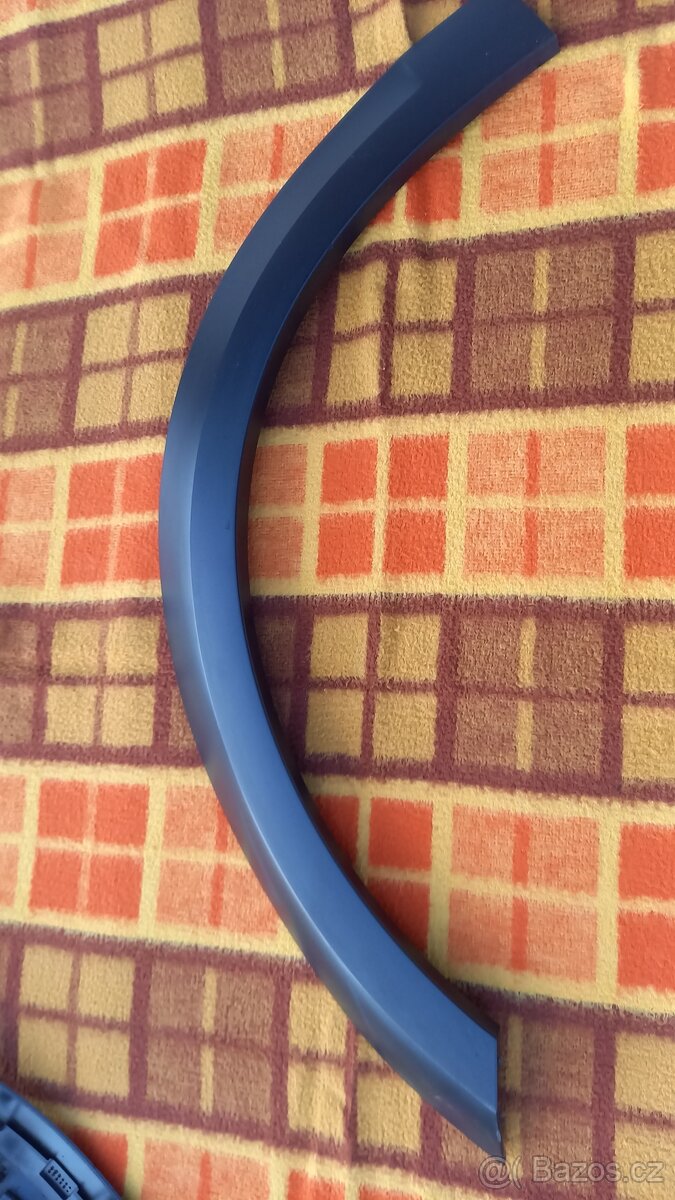 Blatník LP Volvo V90CC - 4