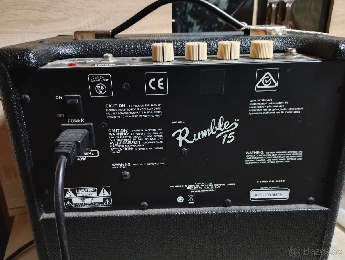 Baskytarové kombo Fender rumble 15 - 4