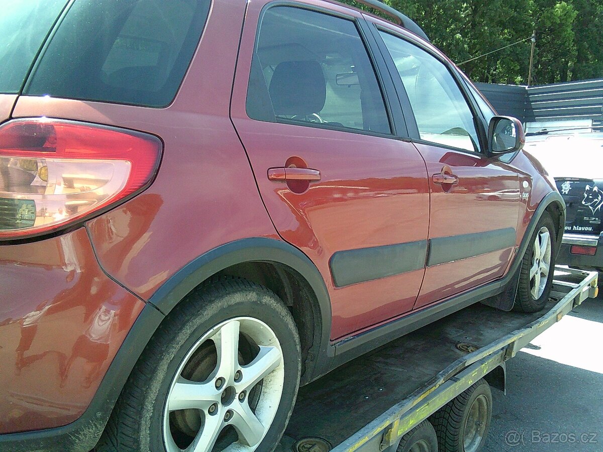 Suzuki SX4 - 4