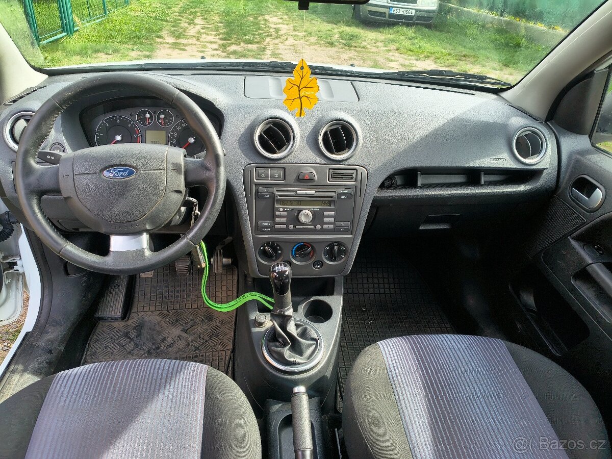 Ford Fusion 1,4Tdci - 4