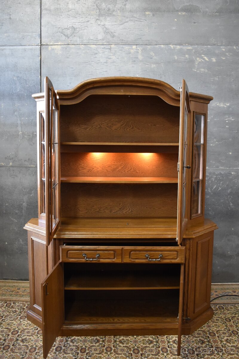 Osvětlená vitrína - 4