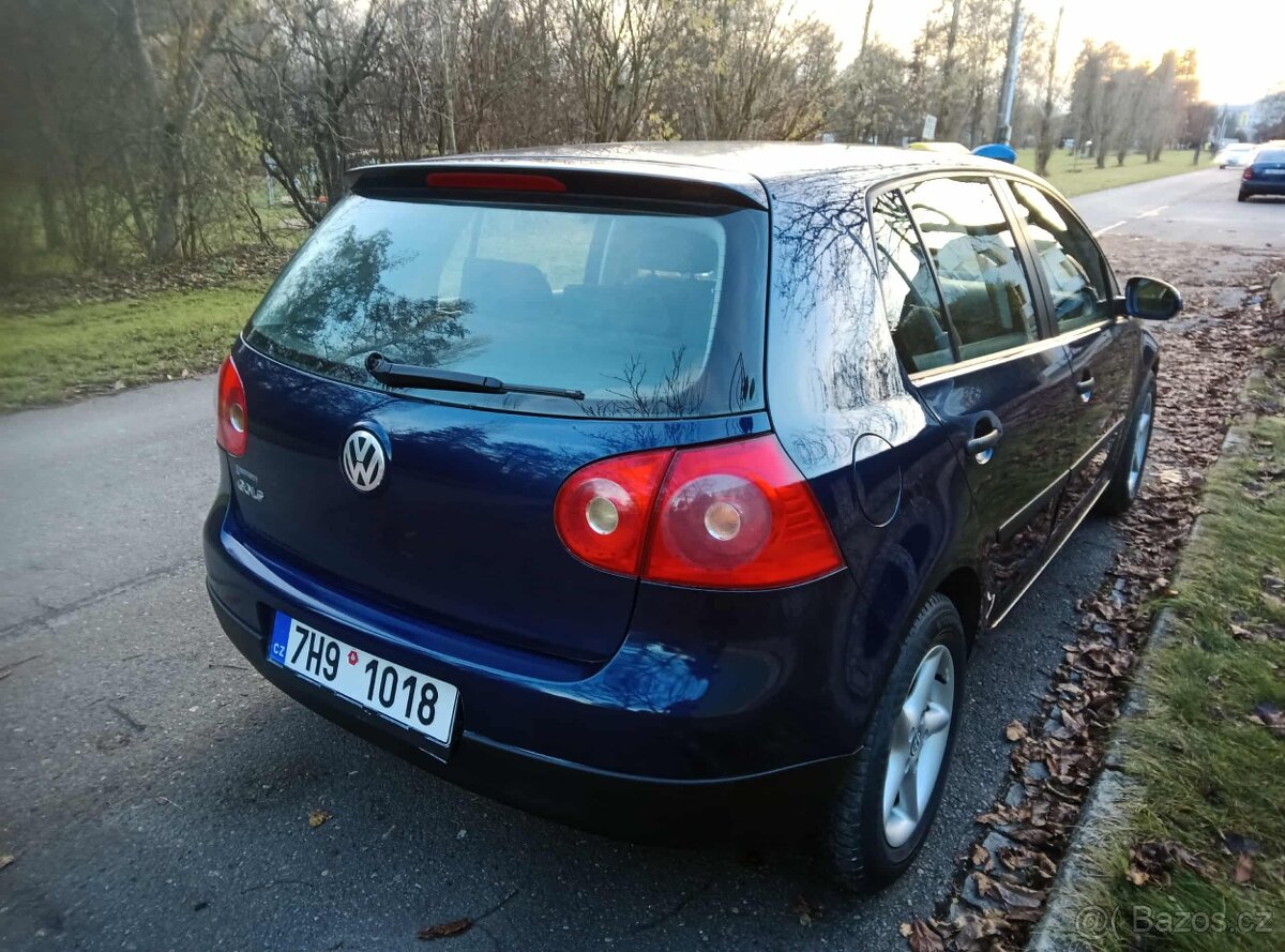 VW GOLF V 1.4 55 kW Benzín - 4