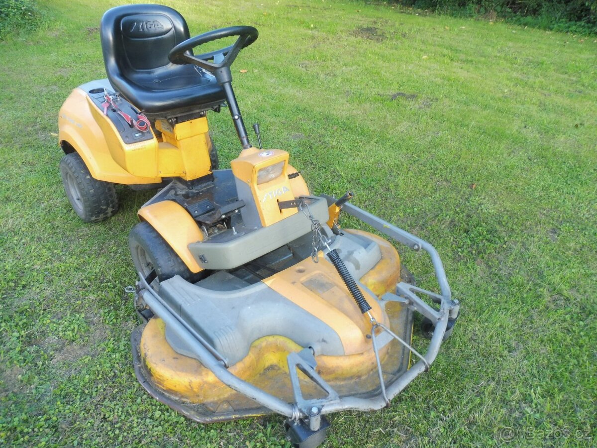 prodám sekačku - rider STIGA PARK, má pohon 4x4, 125cm - 4
