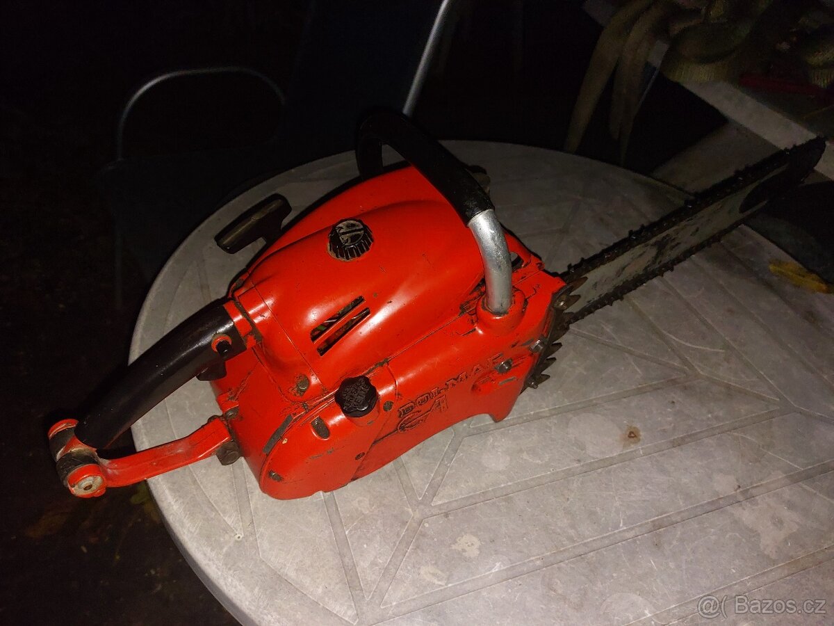 Stará motorová pila DOLMAR CA - 4