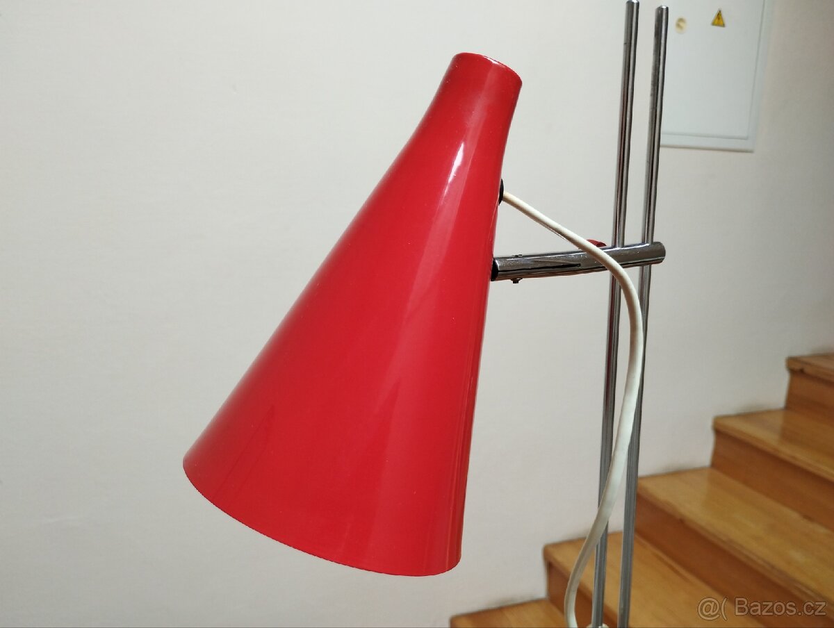 Červená retro lampička Lidokov - 4
