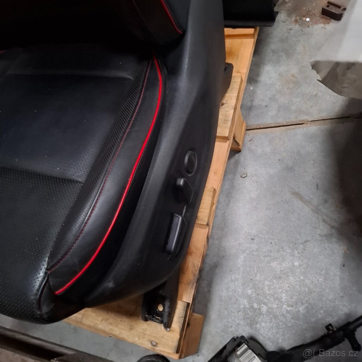 Koupím kožené sedačky - 4