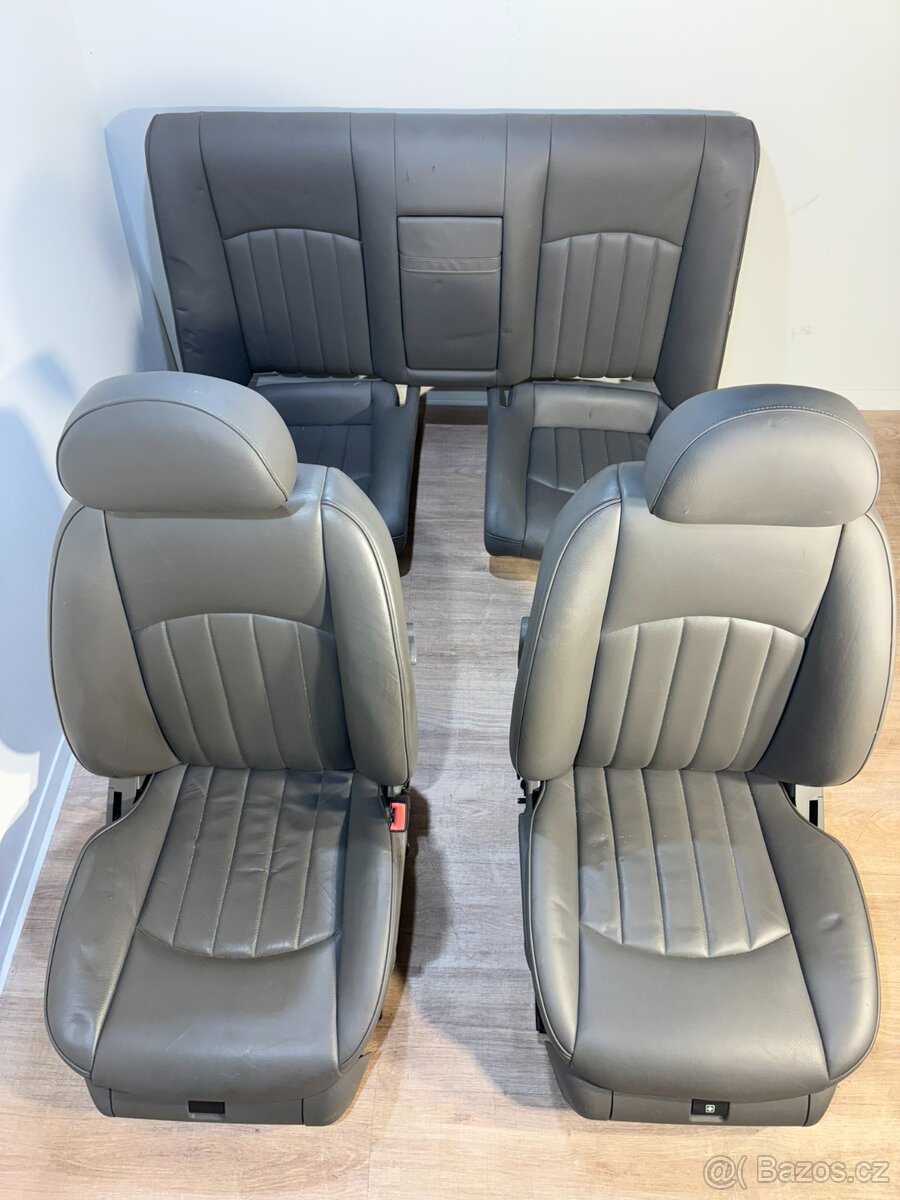 /// Sedačky Mercedes Benz CLS-W219 2009 /// - 4