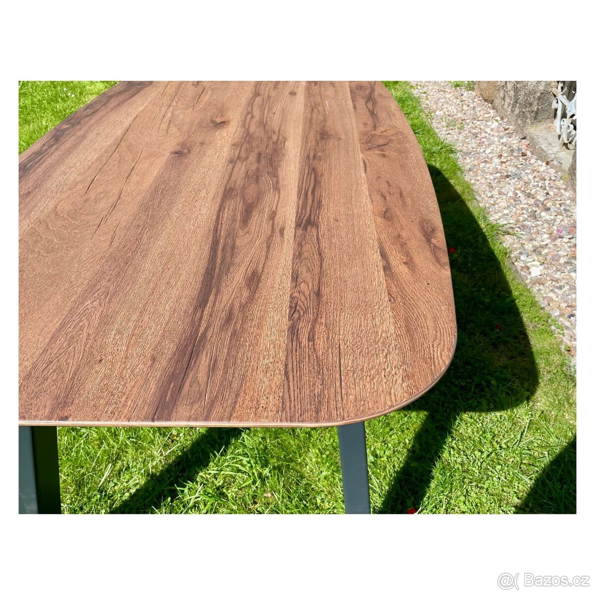 Nerozkládací jídelní stůl - Canical - 4