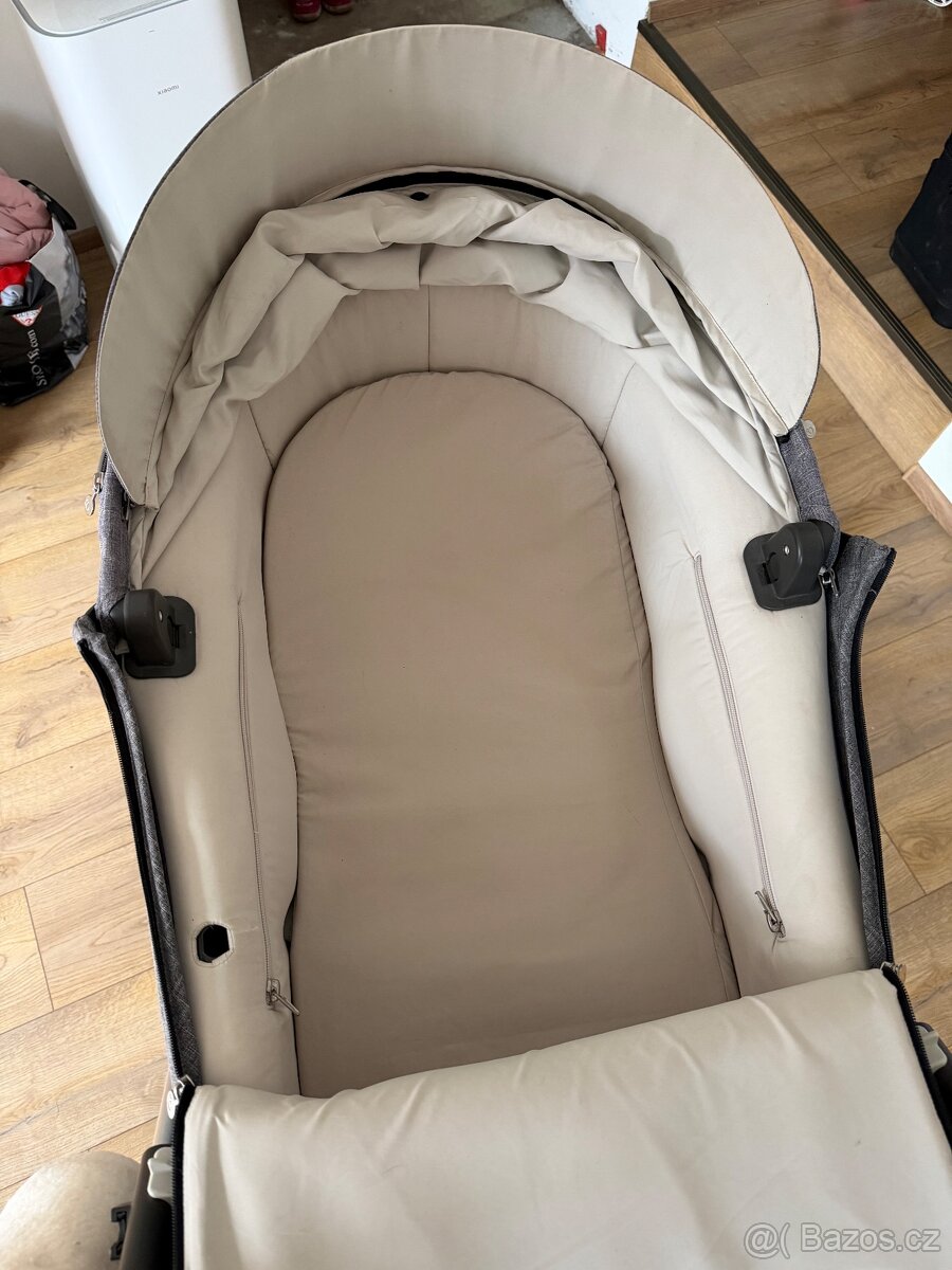 Kočárek Stokke Trailz - 4