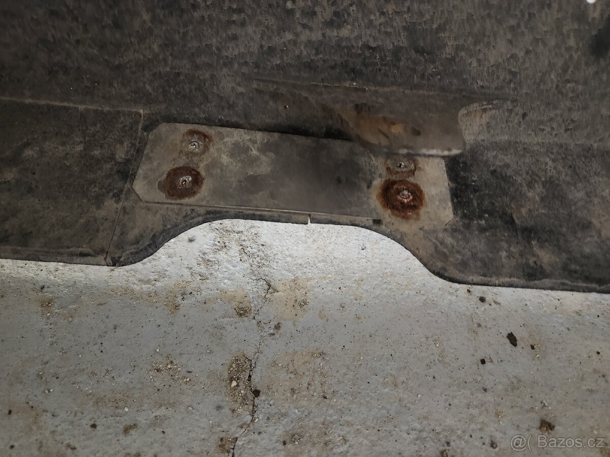 Nárazník Impreza WRX bugeye - 4