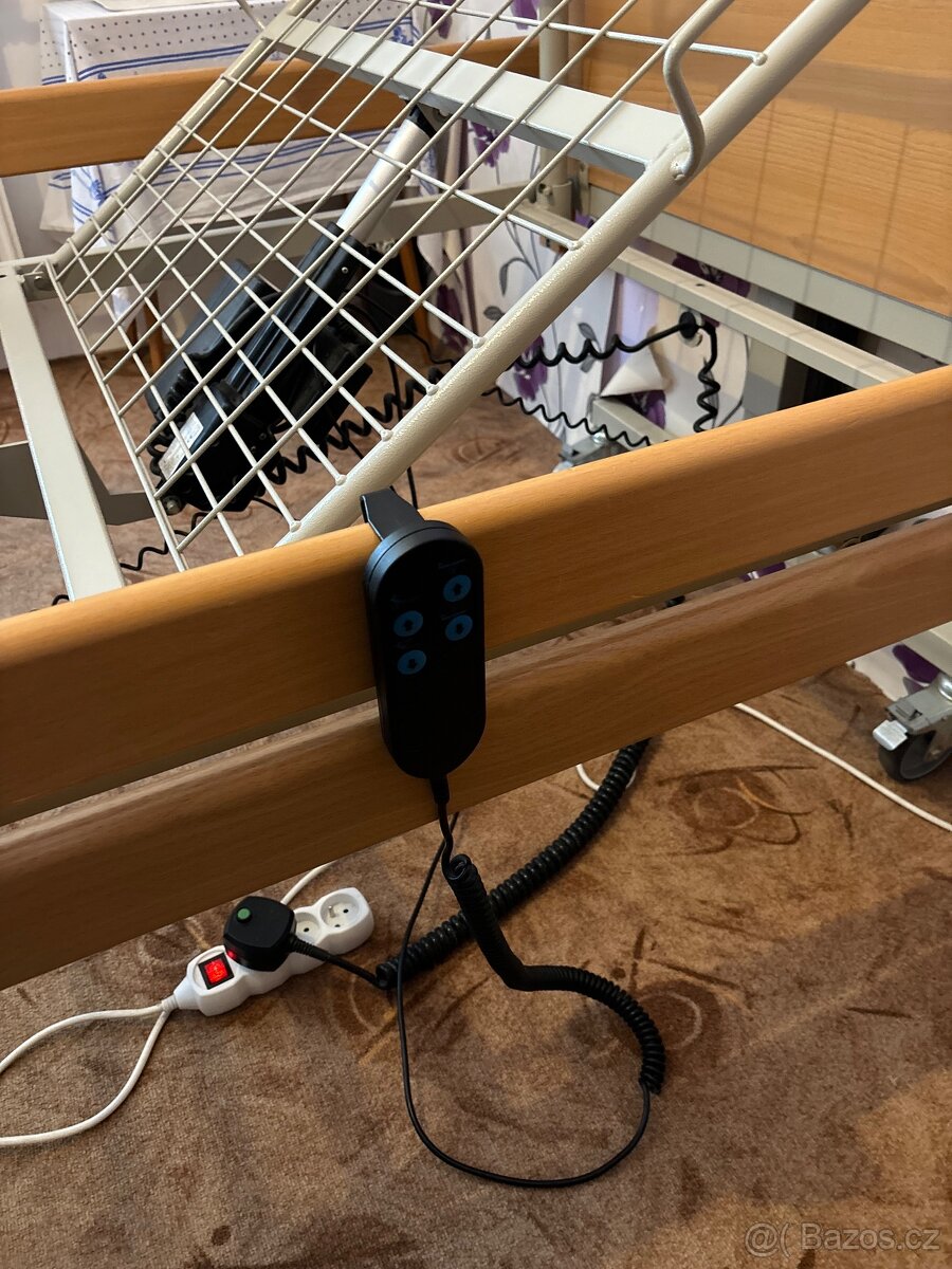 Polohovací elektrická postel - 4