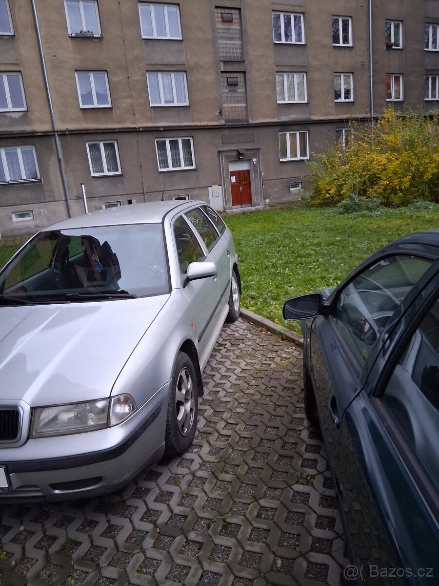 Skoda octavia combi - 4