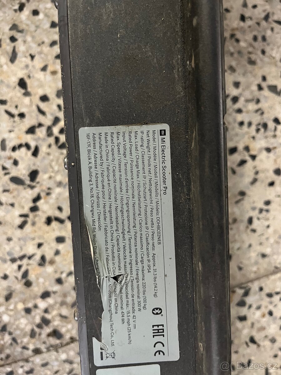 Xiaomi Mi Scooter PRO - 4