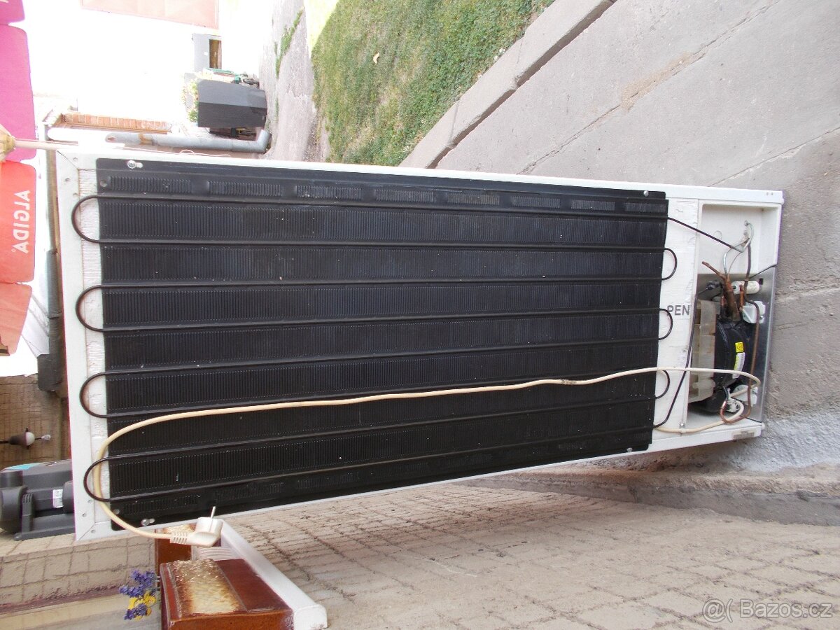 lednice s mrazákem - 4