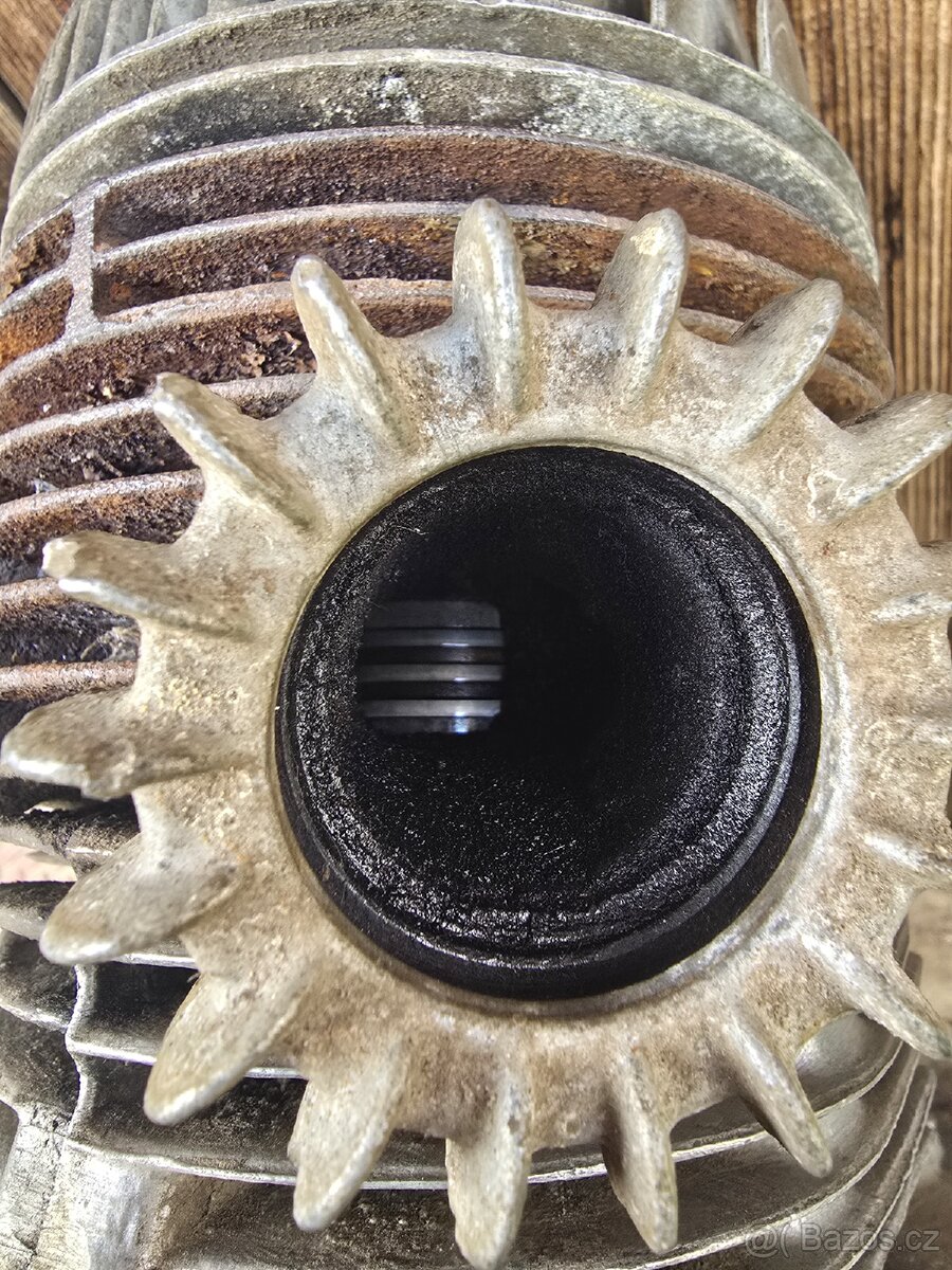 Motor Jawa 353 - 4