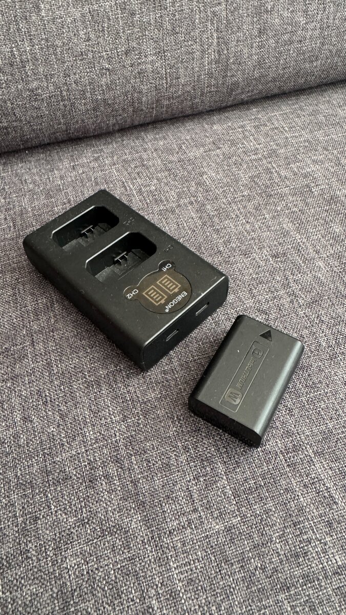 Sony A6400 + Sony 10-18 + Sony 16-50 - 4