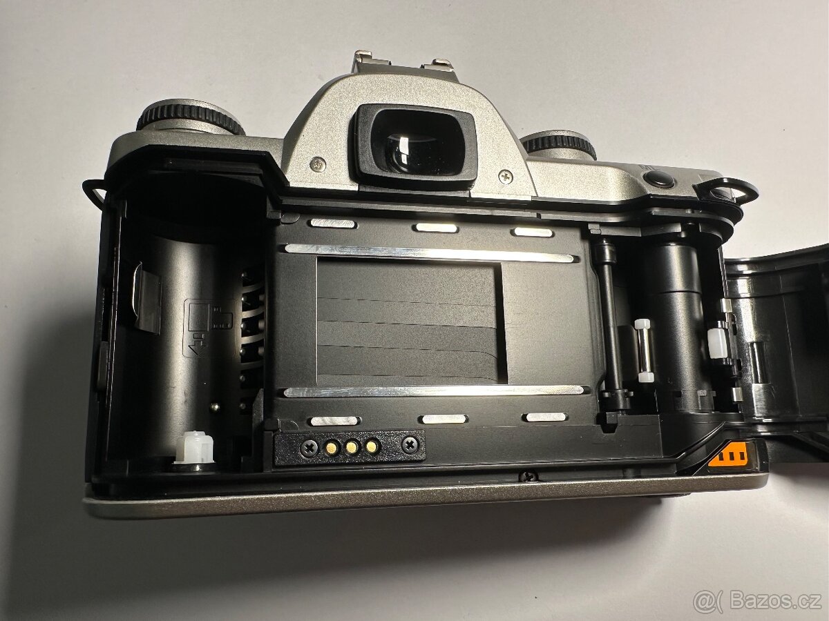 PENTAX MZ-M - pouze tělo - 4