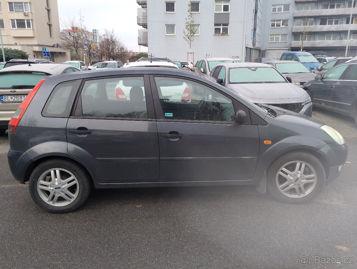 Ford Fiesta 1.4 benzín, 2004 - 4
