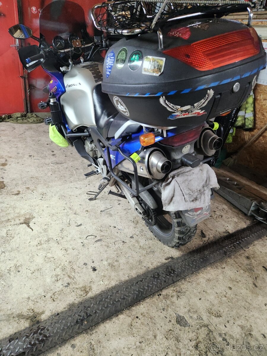 Prodám Hondu varadero XL1000V - 4