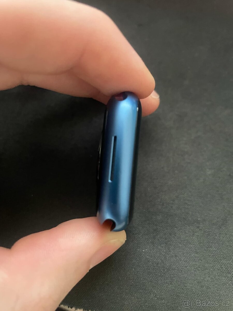 Apple Watch Series 7 (41mm) – TOP stav, jen drobný škrábaneč - 4