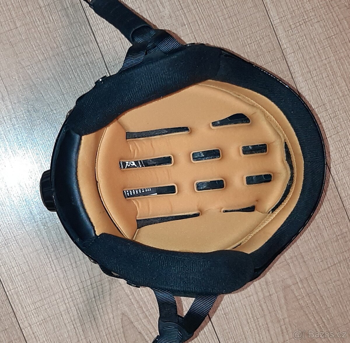 DĚTSKÁ LYŽAŘSKÁ HELMA ROSSIGNOL - 4