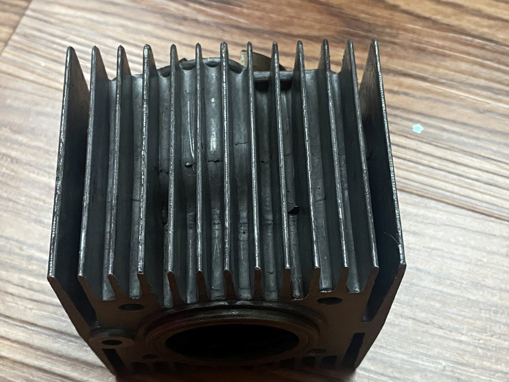 Babetta 207 - válec originál - 4