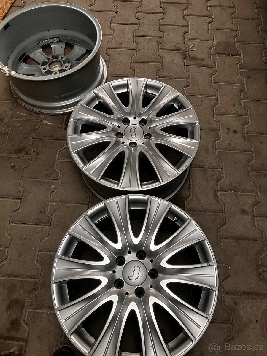 Mercedes benz S class - 4