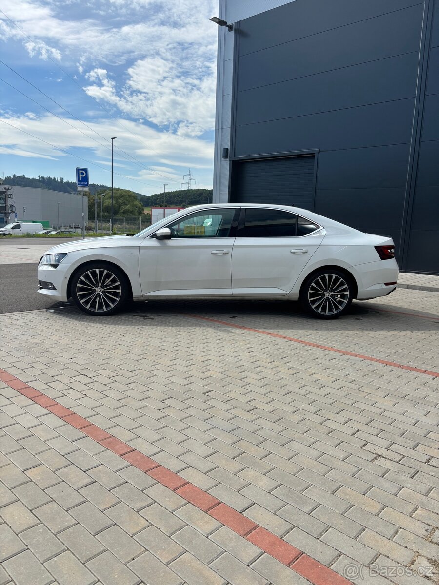 Škoda Superb 2.0 tdi L&K 4x4 - 4