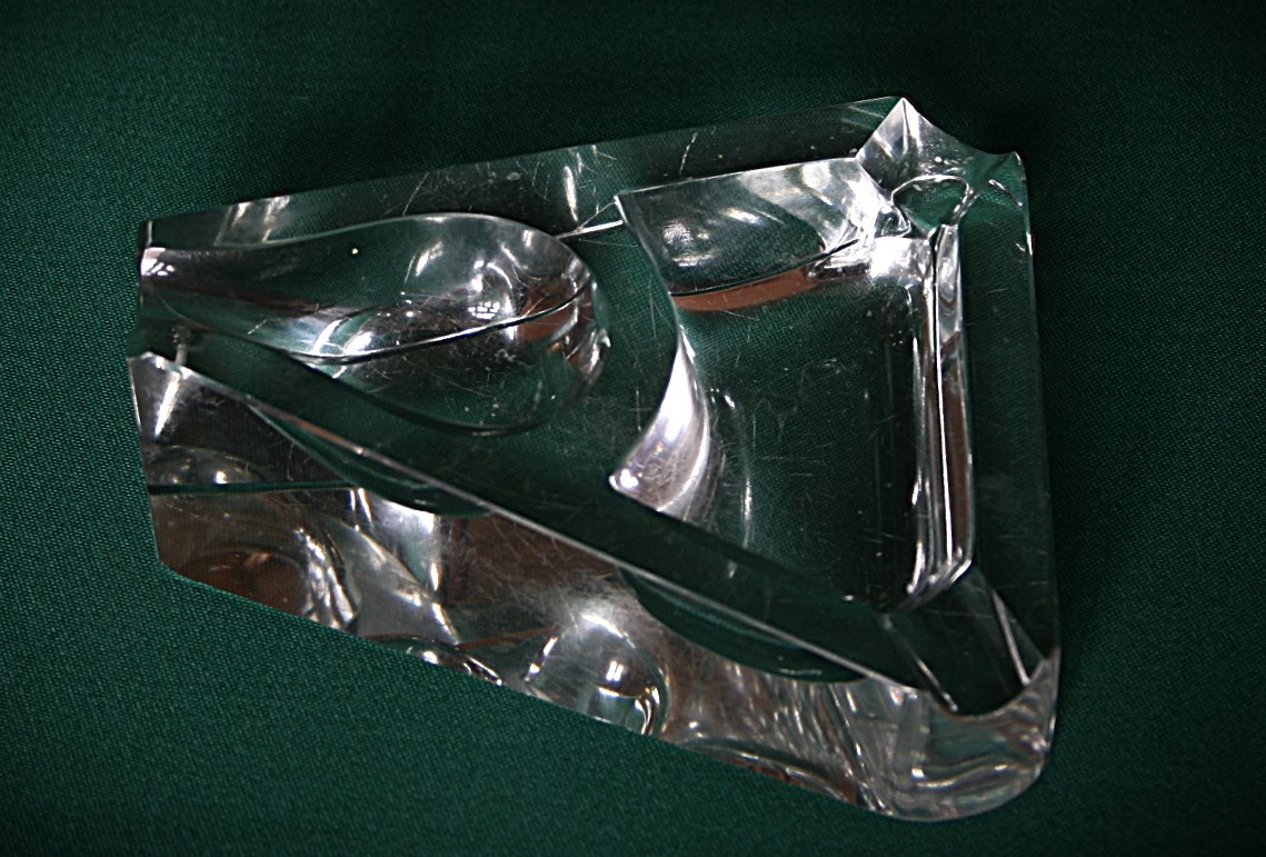 SKLENĚNÝ STOJÁNEK NA DÝMKU S POPELNÍKEM - 4