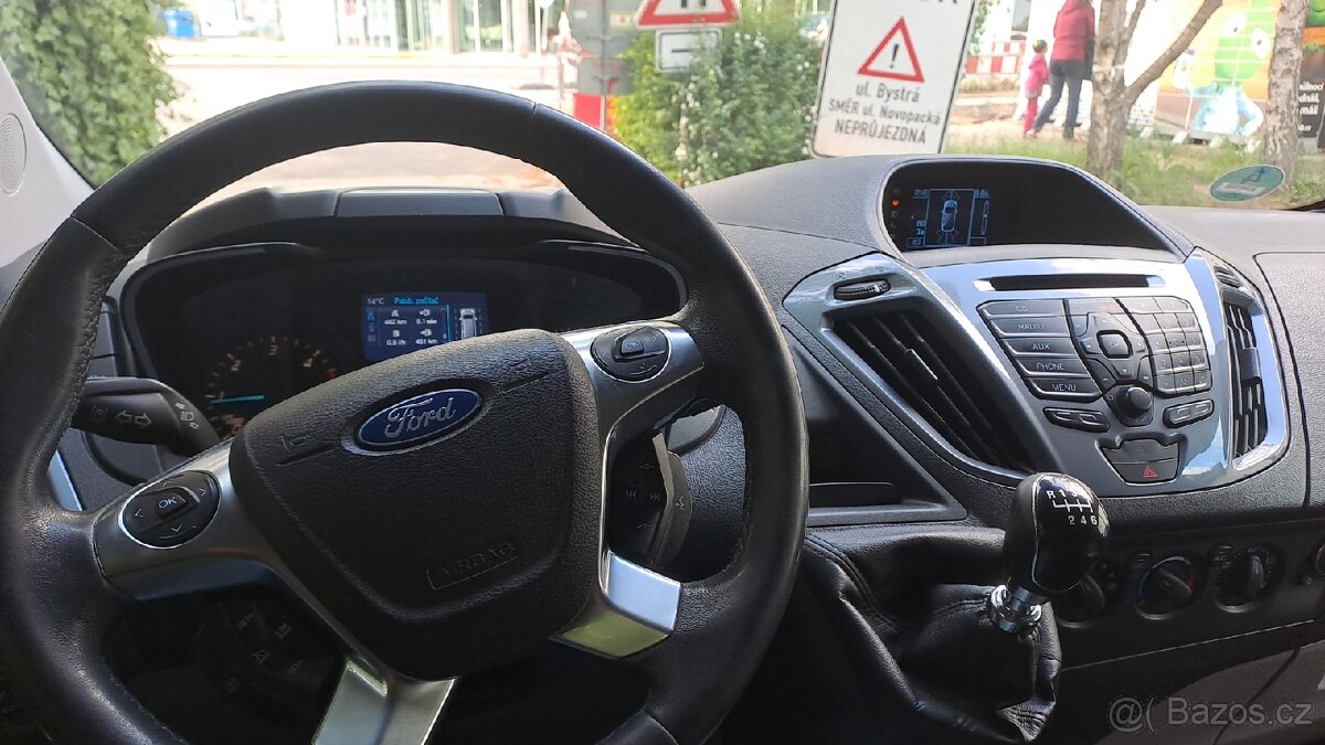 Ford Tourneo Custom 2.2 - 4