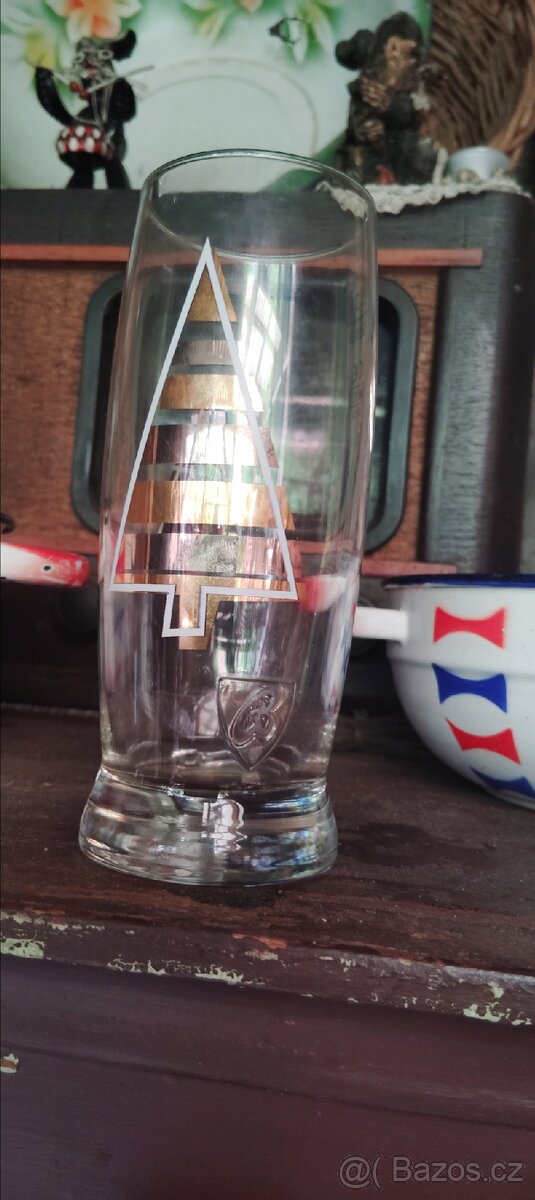 sběratelská pivni vánoční sklenice Budvar - 4