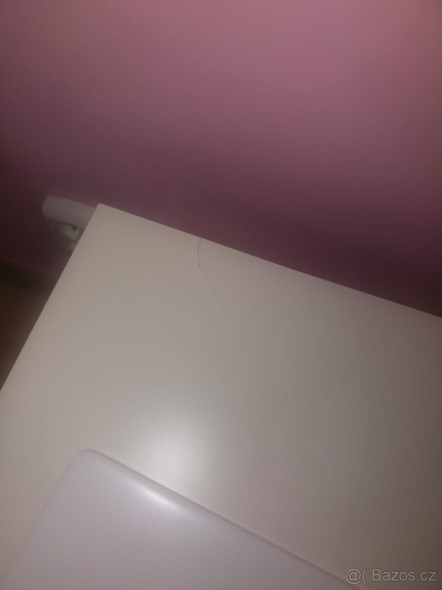 2 stolky Ikea a tv stolek - 4