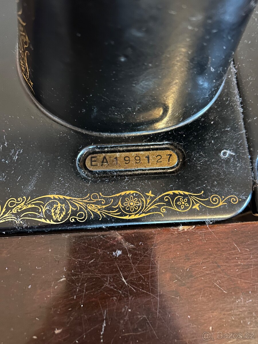 Prodám funkční starožitný šicí stroj - 4