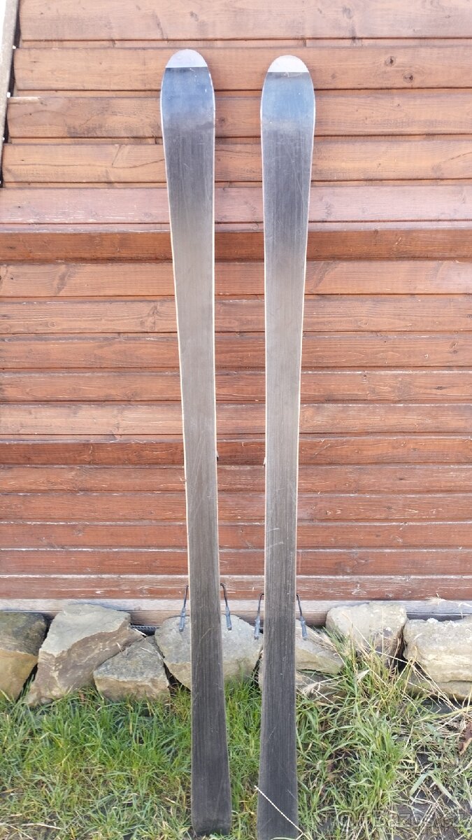 Sjezdové lyže Rossignol - 4