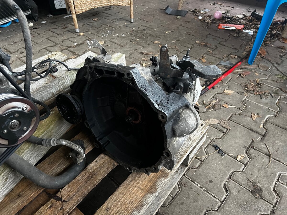 Vw Touran Náhradní díly - 4