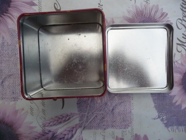 PLECHOVÁ KRABIČKA , stav viz fota - 4