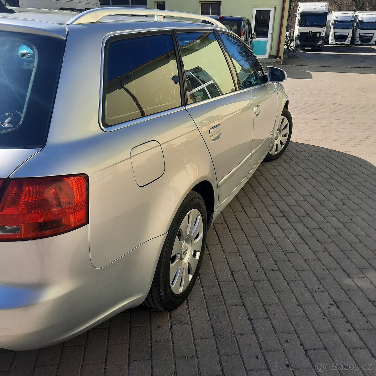 Audi A4B7 2.0tdi. 103kw. 140koni - 4