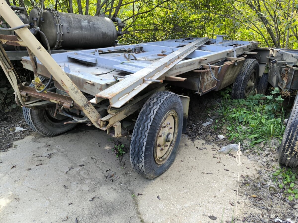 Podvozky, vlečky - 4