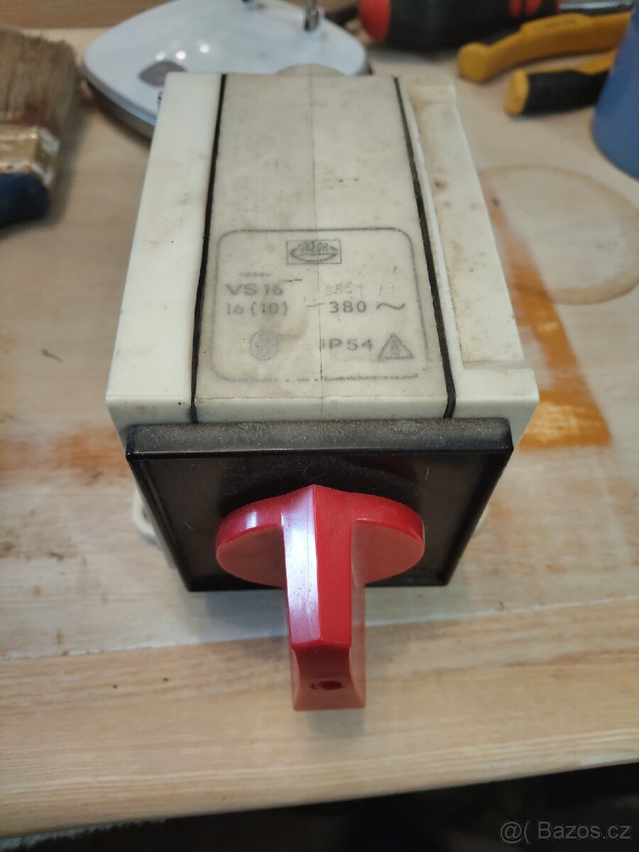 Vačkový spínač 380~16 - 4