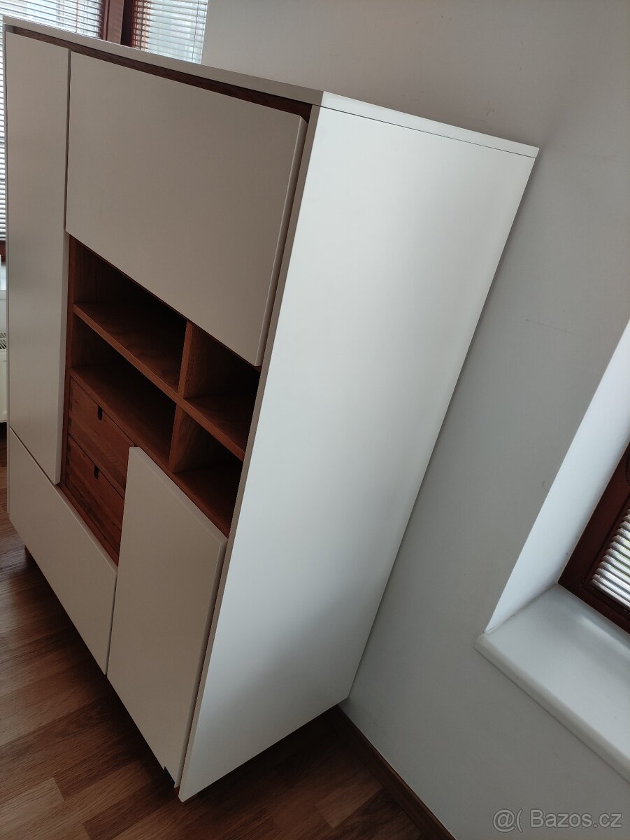 Luxusní komoda NOVEL, masiv - 4