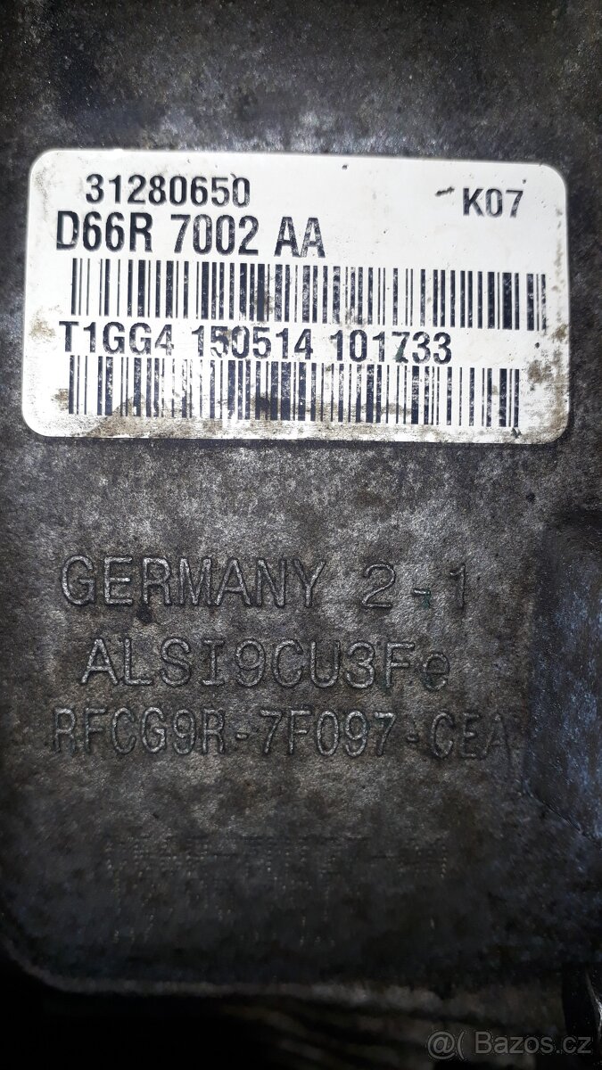 Volvo V40 D3 2.0 110 kw R.v. 2015 124000km - 4