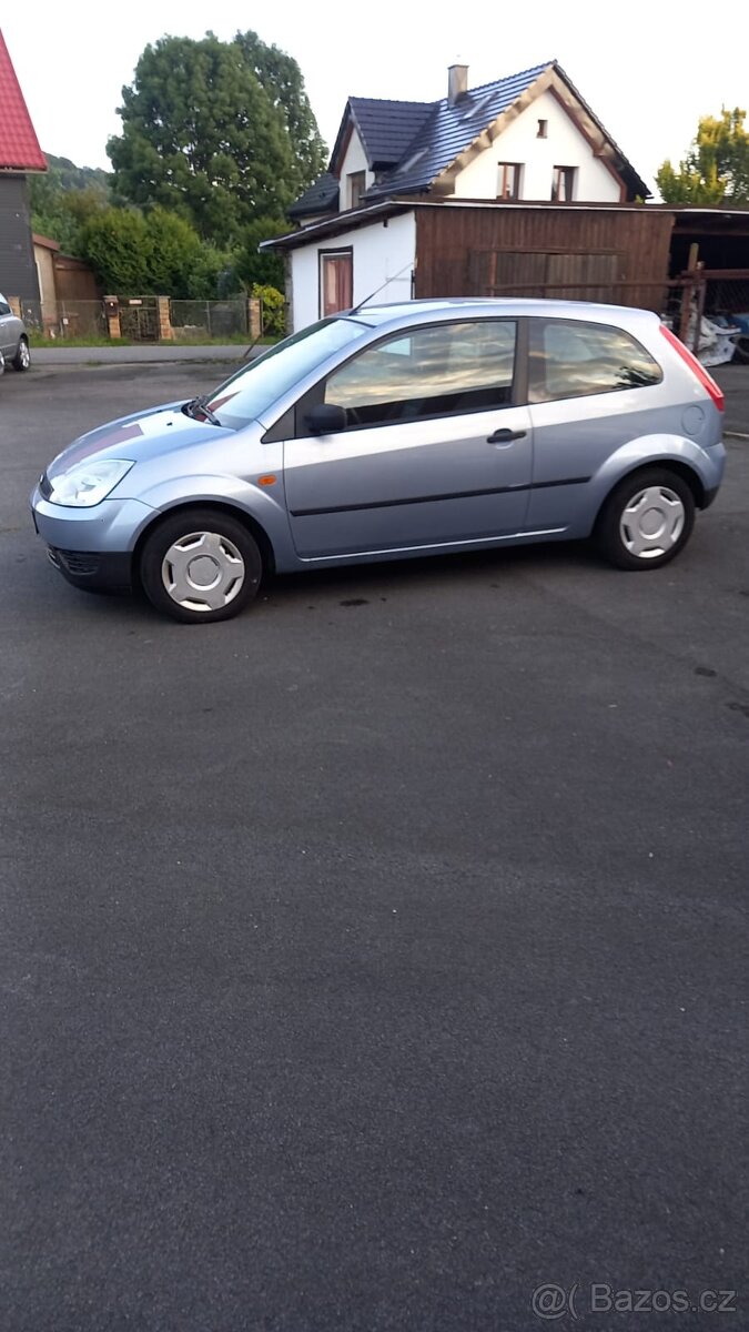 Ford Fiesta 1.3 44kW - 4