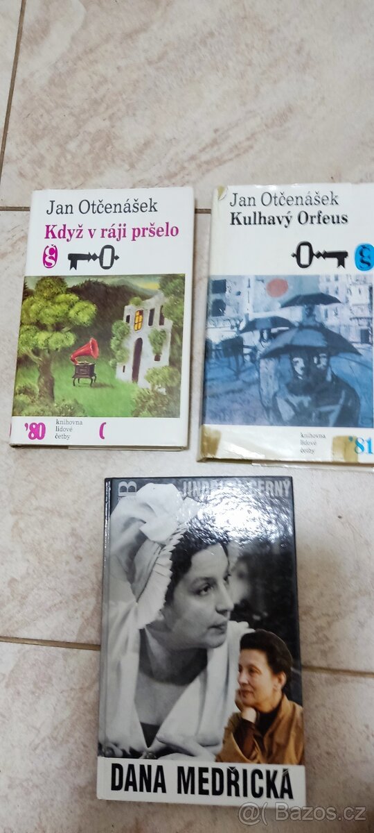 Dětské a staré knihy - 4