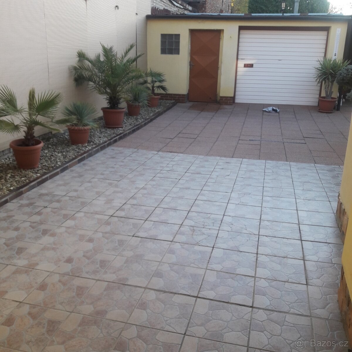 Prodej RD v Rousínově, užitná plocha 230m2, pozemek 1980m2 - 4