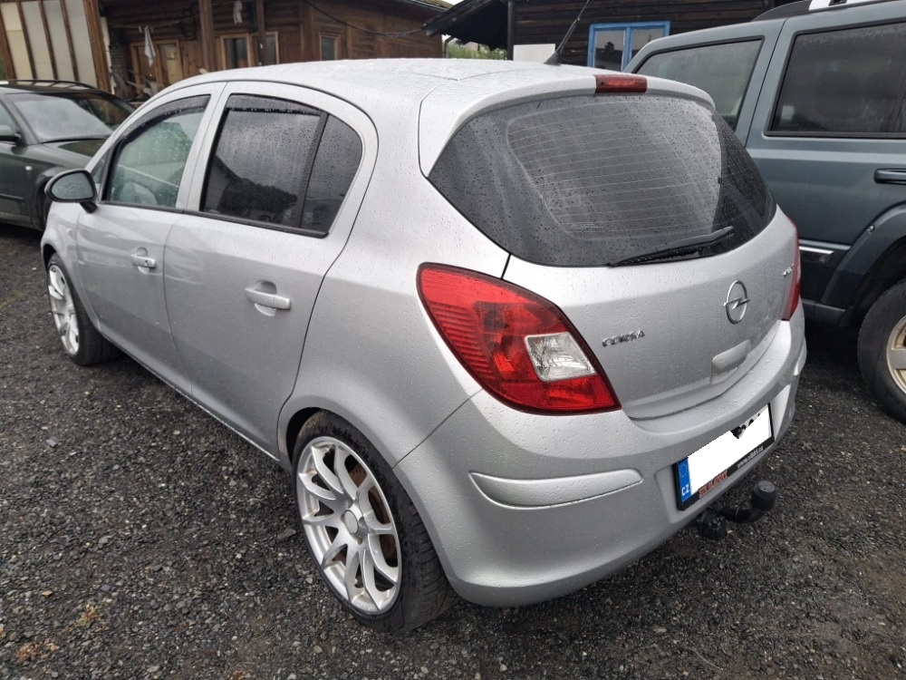 Opel Corsa 1,3 CDi 16V - 4